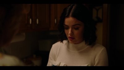 katy_keene_s01e02_1080p_web_h264-memento_1391.jpg