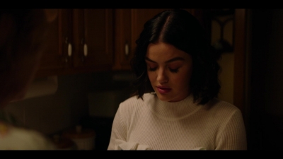 katy_keene_s01e02_1080p_web_h264-memento_1392.jpg
