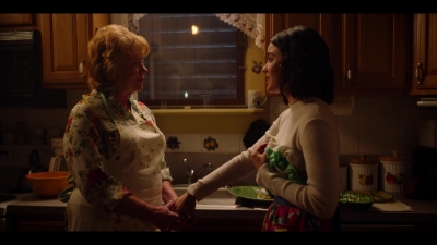 katy_keene_s01e02_1080p_web_h264-memento_1410.jpg
