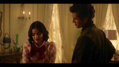 katy_keene_s01e02_1080p_web_h264-memento_1480.jpg