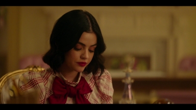 katy_keene_s01e02_1080p_web_h264-memento_1622.jpg