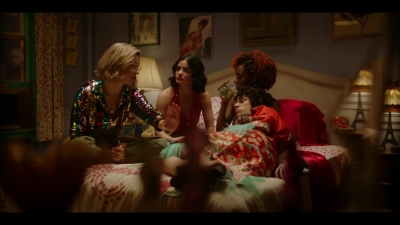 katy_keene_s01e02_1080p_web_h264-memento_1833.jpg