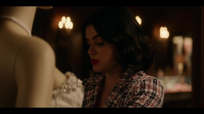 katy_keene_s01e02_1080p_web_h264-memento_2206.jpg