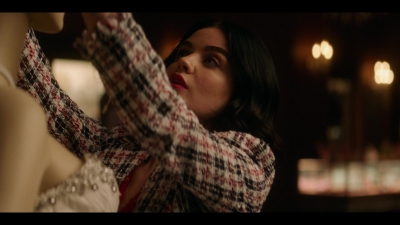 katy_keene_s01e02_1080p_web_h264-memento_2215.jpg