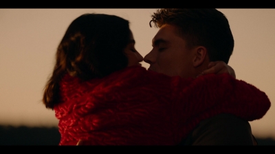 katy_keene_s01e02_1080p_web_h264-memento_2500.jpg