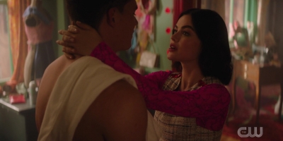katy_keene_s01e03_1080p_webrip_x264-xlf_0208.jpg