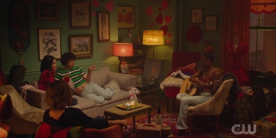 katy_keene_s01e03_1080p_webrip_x264-xlf_0416.jpg