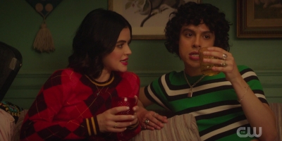 katy_keene_s01e03_1080p_webrip_x264-xlf_0459.jpg