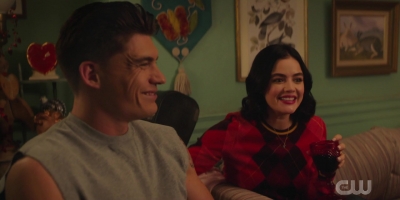 katy_keene_s01e03_1080p_webrip_x264-xlf_0664.jpg