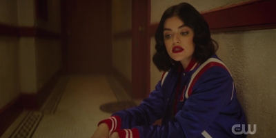 katy_keene_s01e03_1080p_webrip_x264-xlf_0831.jpg