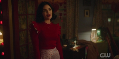 katy_keene_s01e03_1080p_webrip_x264-xlf_1034.jpg