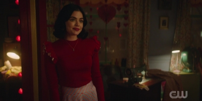 katy_keene_s01e03_1080p_webrip_x264-xlf_1060.jpg