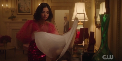 katy_keene_s01e03_1080p_webrip_x264-xlf_1554.jpg