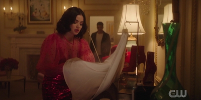 katy_keene_s01e03_1080p_webrip_x264-xlf_1557.jpg