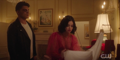 katy_keene_s01e03_1080p_webrip_x264-xlf_1564.jpg