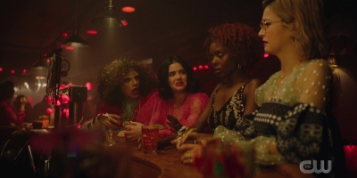 katy_keene_s01e03_1080p_webrip_x264-xlf_1740.jpg