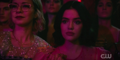 katy_keene_s01e03_1080p_webrip_x264-xlf_1811.jpg