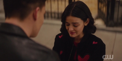 katy_keene_s01e03_1080p_webrip_x264-xlf_2208.jpg