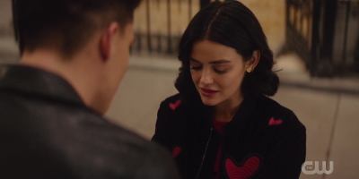 katy_keene_s01e03_1080p_webrip_x264-xlf_2210.jpg