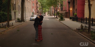 katy_keene_s01e03_1080p_webrip_x264-xlf_2246.jpg