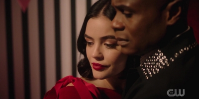 katy_keene_s01e03_1080p_webrip_x264-xlf_2298.jpg