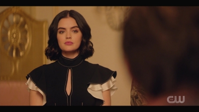 katy_keene_s01e04_internal_1080p_web_h264-hillary_0533.jpg