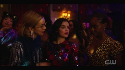 katy_keene_s01e04_internal_1080p_web_h264-hillary_1232.jpg