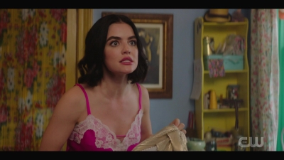 katy_keene_s01e05_internal_1080p_web_h264-trump_1028.jpg