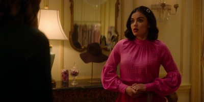 katy_keene_s01e07_1080p_web_h264-memento_0057.jpg