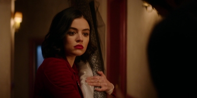 katy_keene_s01e07_1080p_web_h264-memento_0628.jpg
