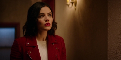 katy_keene_s01e07_1080p_web_h264-memento_0658.jpg