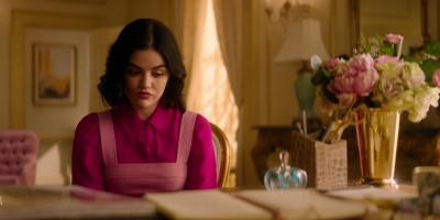 katy_keene_s01e07_1080p_web_h264-memento_0952.jpg