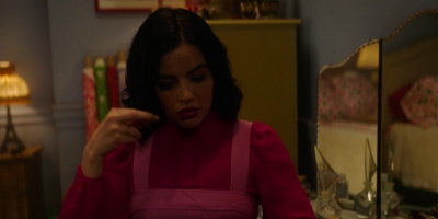 katy_keene_s01e07_1080p_web_h264-memento_1026.jpg