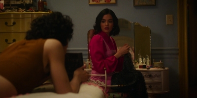 katy_keene_s01e07_1080p_web_h264-memento_1031.jpg