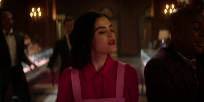 katy_keene_s01e07_1080p_web_h264-memento_1180.jpg