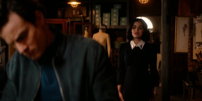katy_keene_s01e09_1080p_web_h264-memento_0413.jpg
