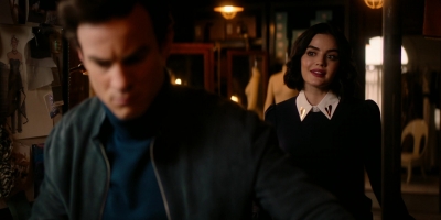 katy_keene_s01e09_1080p_web_h264-memento_0430.jpg