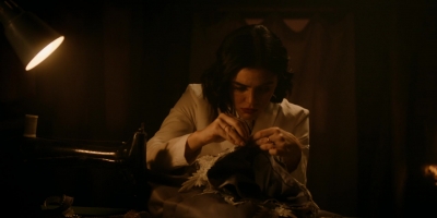katy_keene_s01e09_1080p_web_h264-memento_0490.jpg