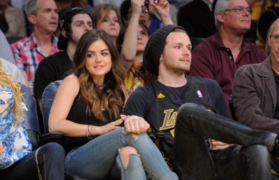 lakersgame130414-001.jpg