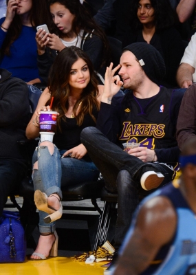 lakersgame130414-003.jpg