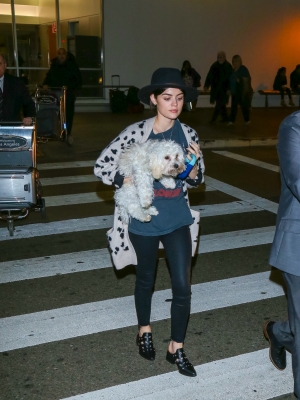 HQ
