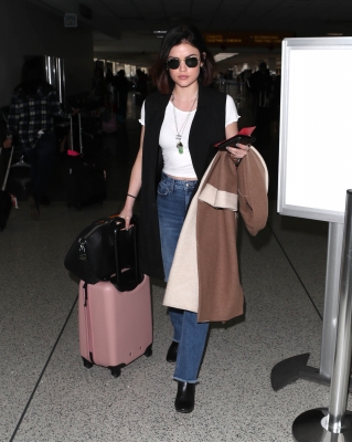 HQ
