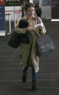 lax300318-011.jpg
