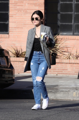 leavingalfreds111119-032.jpg