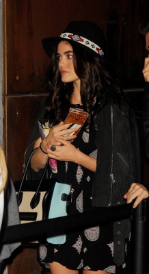 HQ
