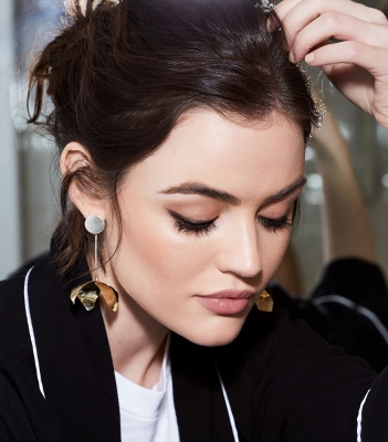 HQ
