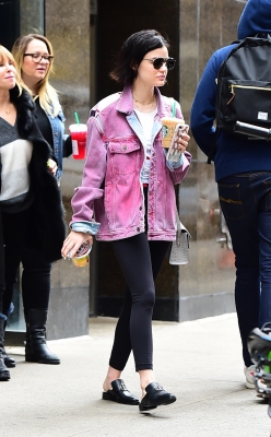 HQ
