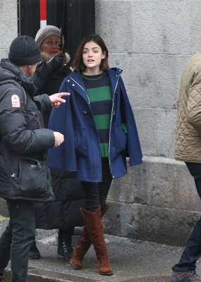 HQ
