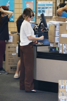 lucyoutinla16032022-004.jpg