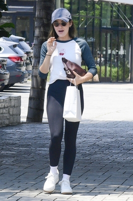 lunchla1370724-002.jpg